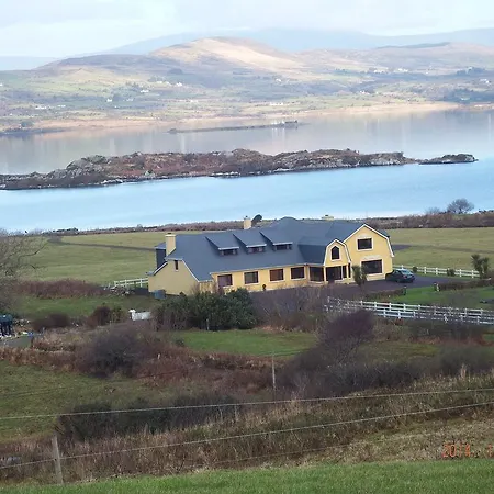 Lakelands Farm House 3* Waterville