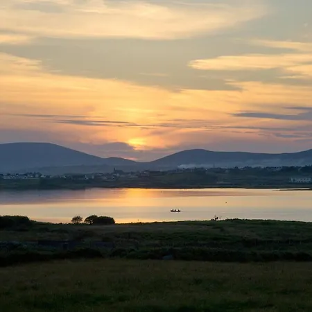 Lakelands Farm House 3*